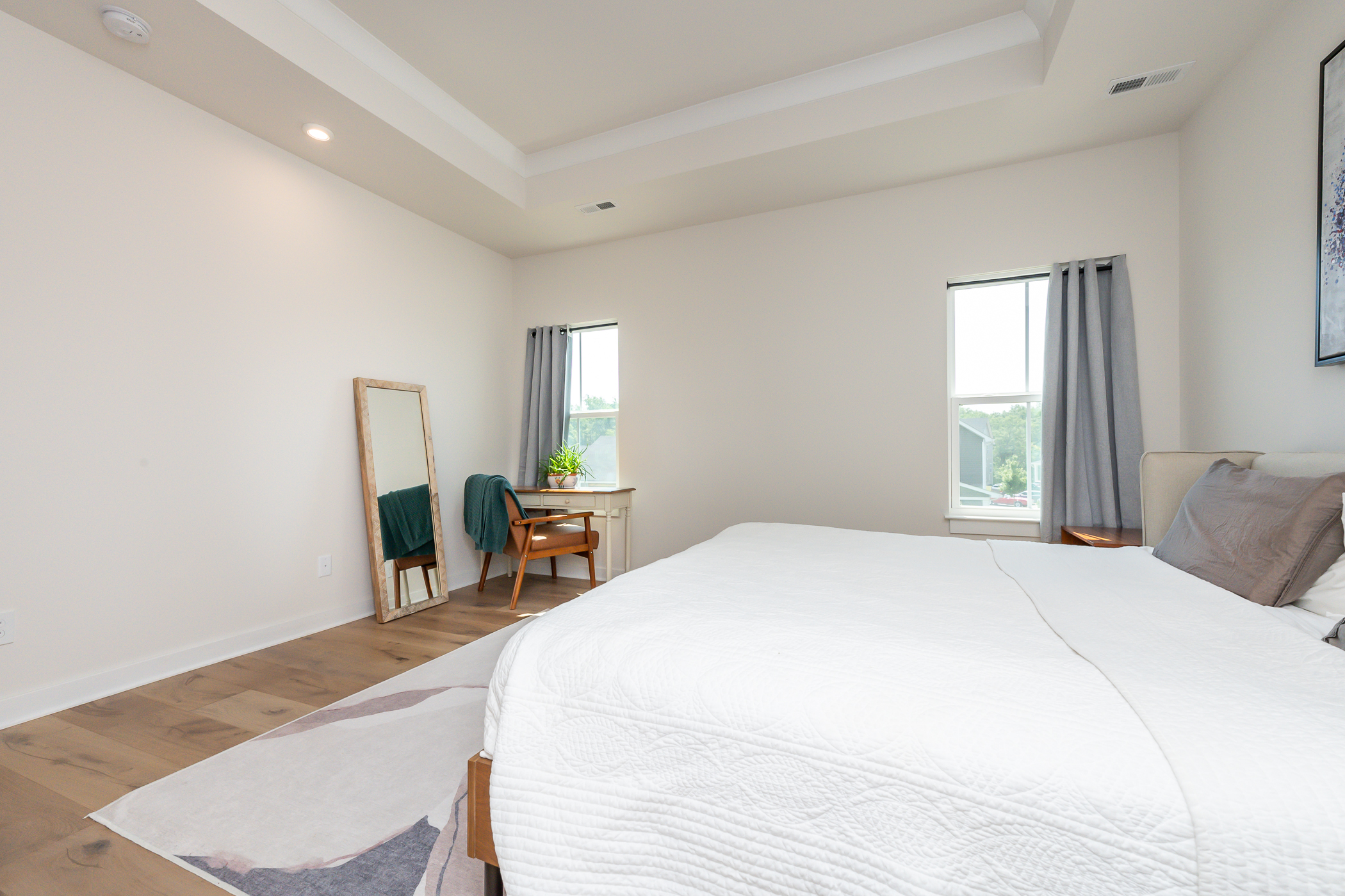 Bedroom 1, view 3 — 517 Spokane Dr