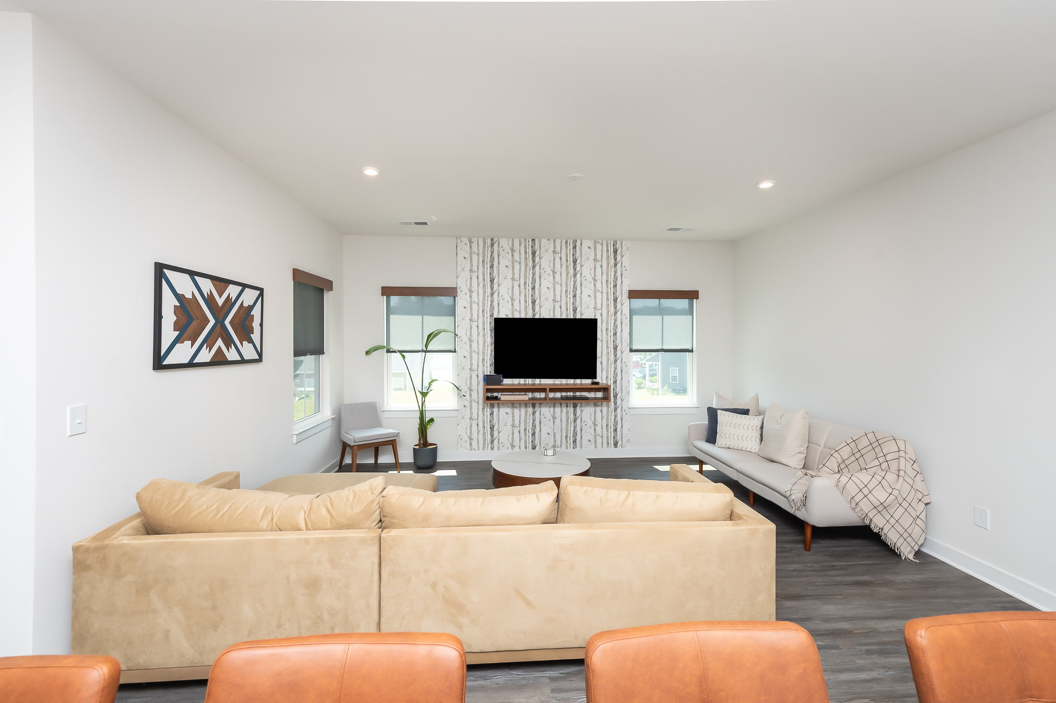 Living room, view 3 — 517 Spokane Dr