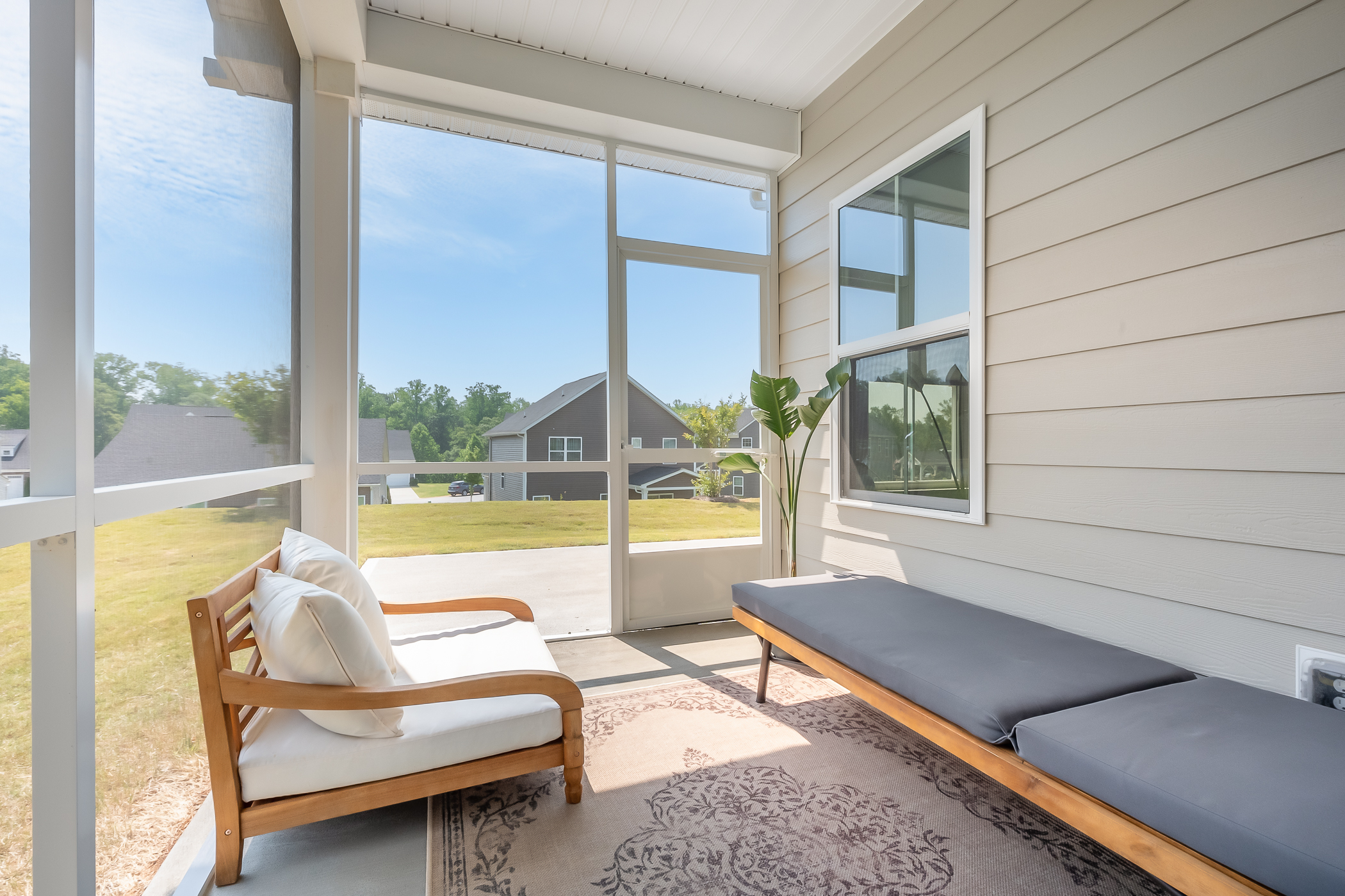 Porch — 517 Spokane Dr